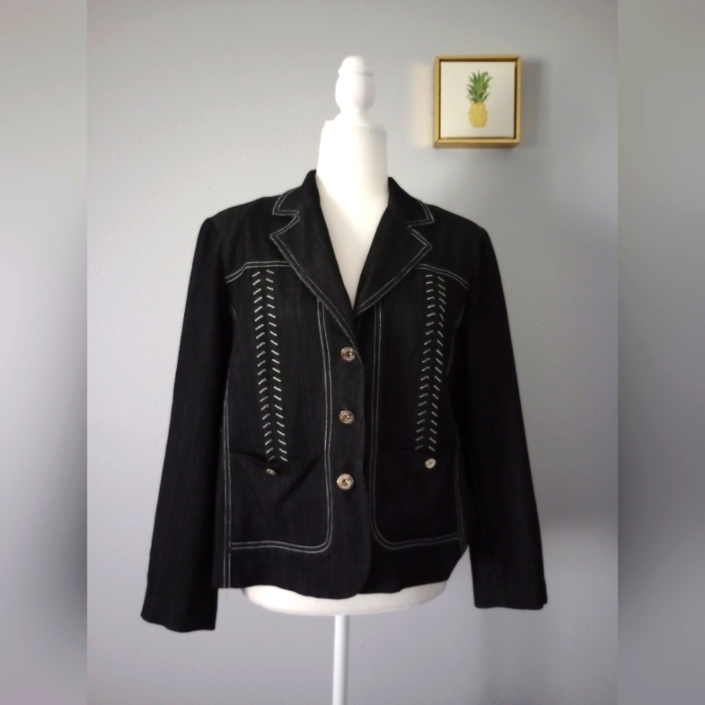 Lana Lee Jacket Blazer color black button Front 2 Pockets size 14 Good Condition